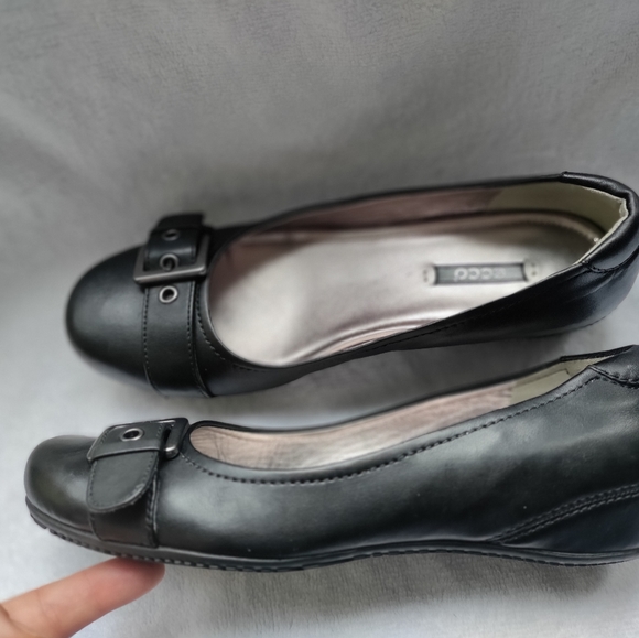 Ecco | Black Leather Wedge Shoes with Silver Buckle Womens Size 38 Womens 8 - Picture 8 of 13